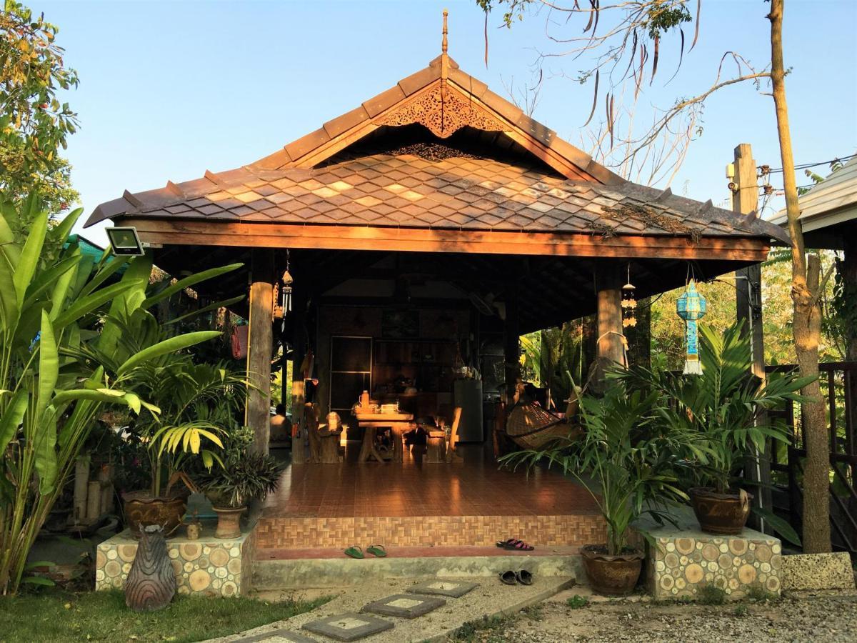Hello Countryside Bed and Breakfast Ban Khang Hong Tai Exteriör bild